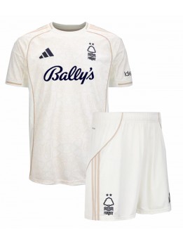Billige Nottingham Forest Bortedraktsett Barn 2025-26 Kortermet (+ Korte bukser)